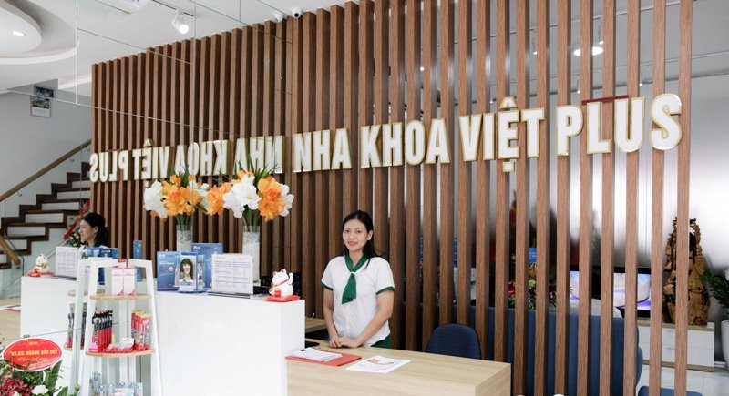 Nha khoa Việt Plus giúp bạn sở hữu một hàm răng trắng sáng khỏe mạnh như ý