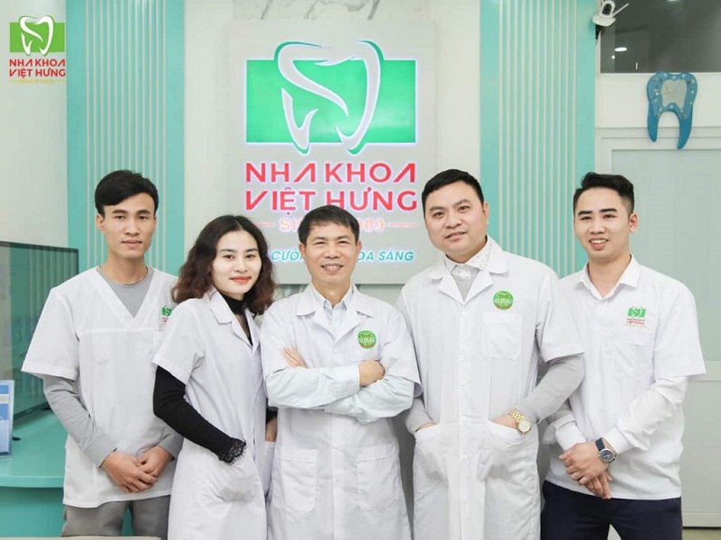 Nha khoa Việt Hưng là địa chỉ đã có hơn 12 năm kinh nghiệm trong lĩnh vực răng hàm mặt